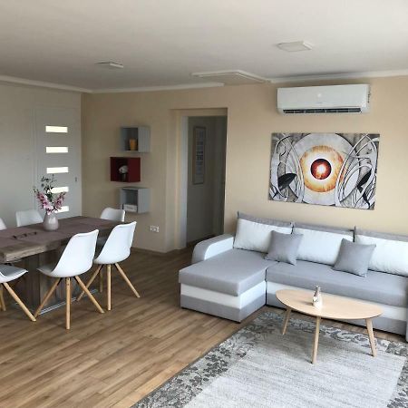 Villa Relax Komfortlak Gárdony Екстериор снимка