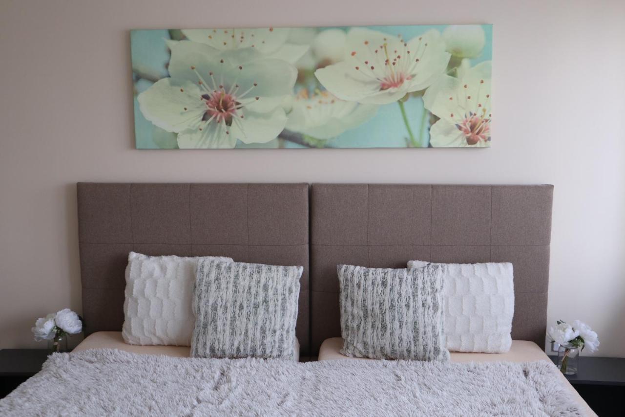 Villa Relax Komfortlak Gárdony Екстериор снимка